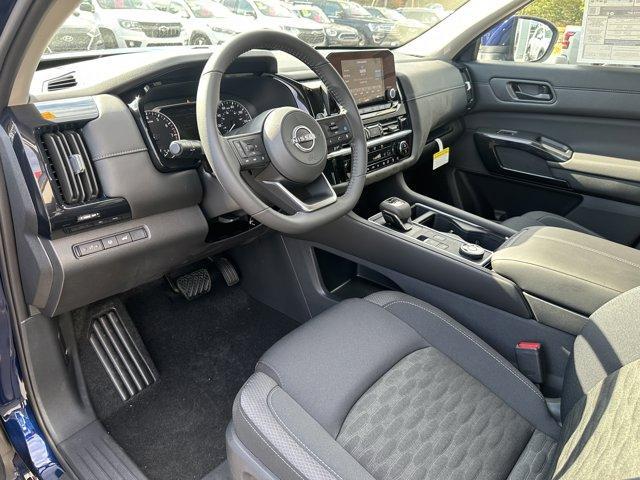 new 2025 Nissan Pathfinder car, priced at $45,890