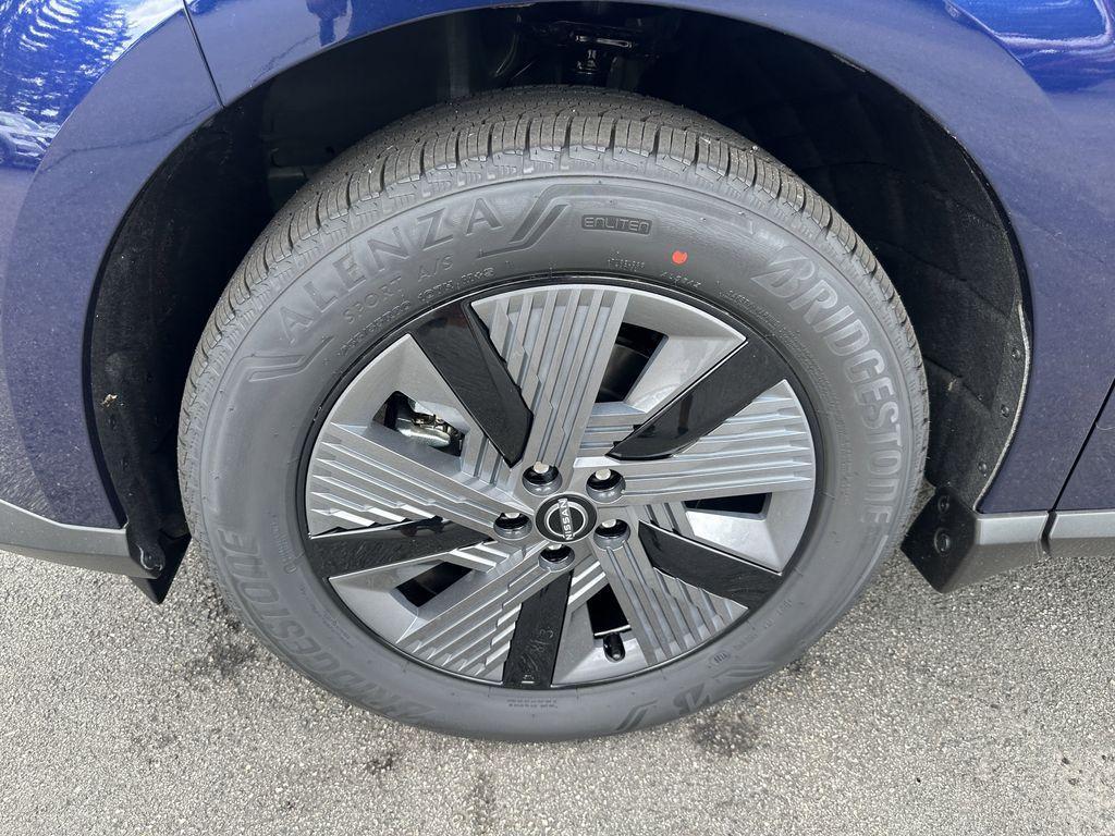 new 2025 Nissan Murano car, priced at $44,675