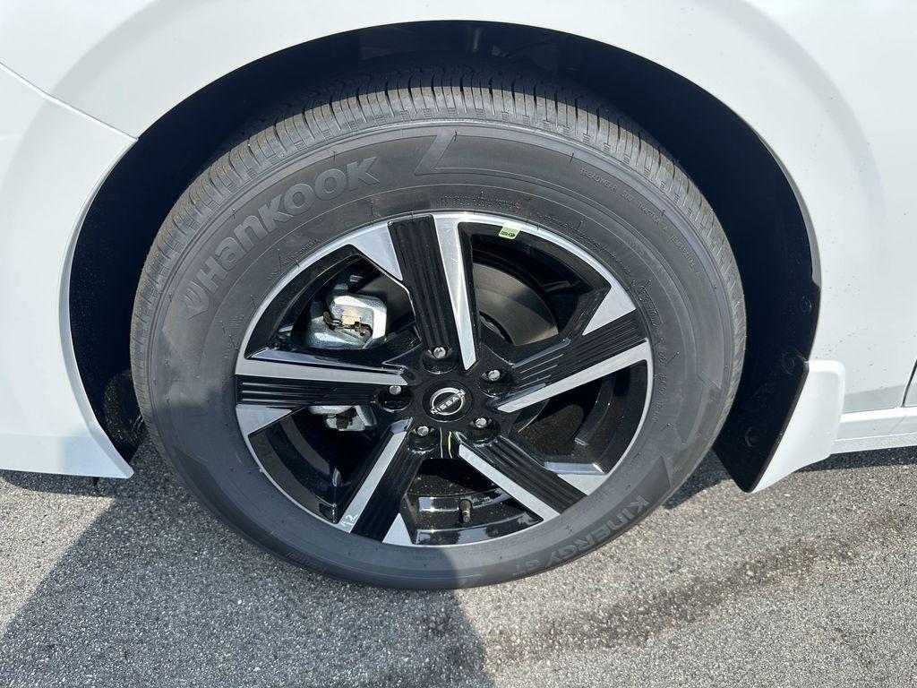 new 2025 Nissan Sentra car, priced at $22,027