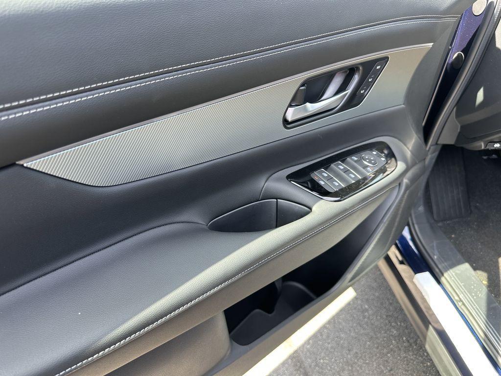 new 2025 Nissan Murano car, priced at $45,290