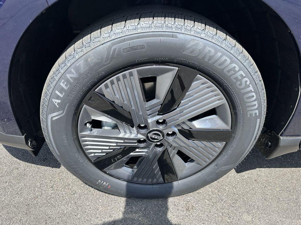 new 2025 Nissan Murano car, priced at $45,290