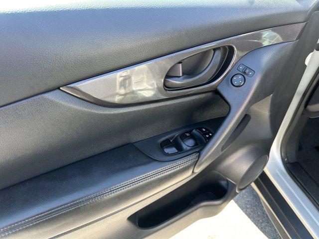used 2019 Nissan Rogue car, priced at $12,738