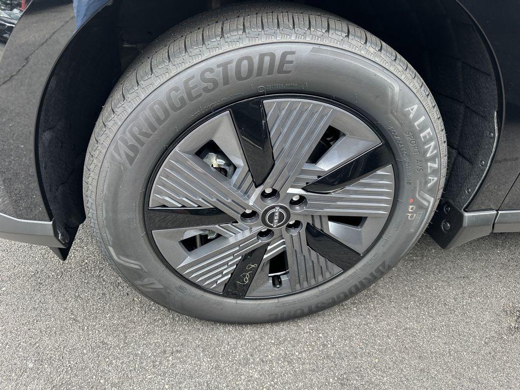 new 2025 Nissan Murano car, priced at $45,742