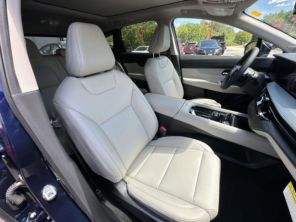 new 2025 Nissan Murano car, priced at $45,530