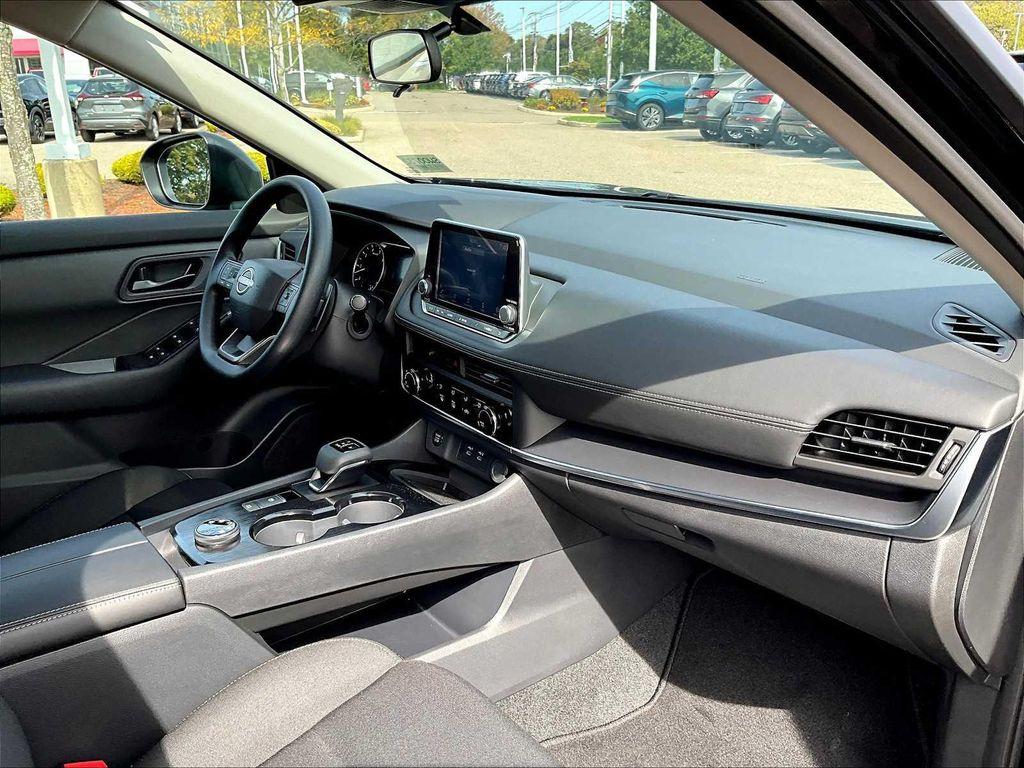 new 2025 Nissan Rogue car, priced at $31,344