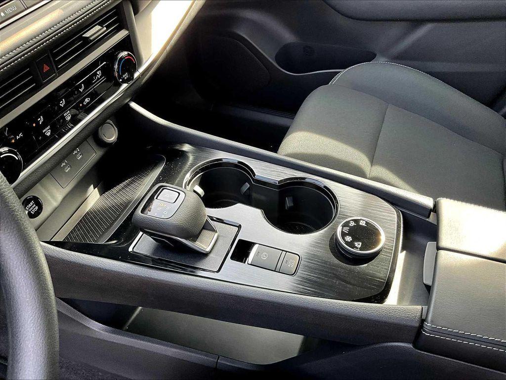 new 2025 Nissan Rogue car, priced at $31,344