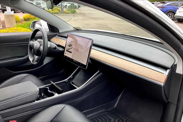 used 2019 Tesla Model 3 car