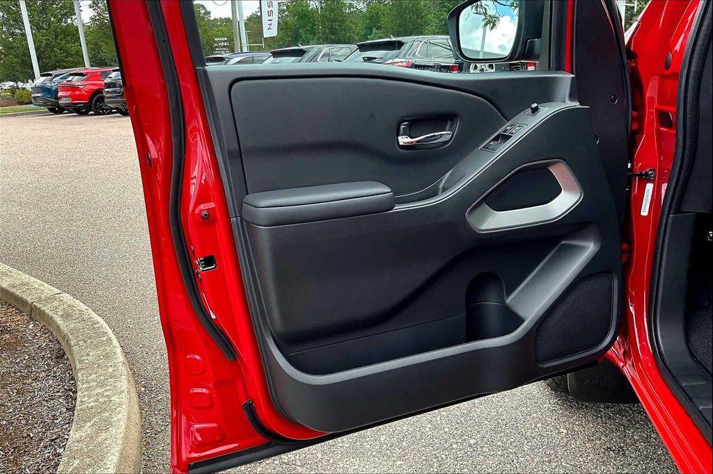 used 2025 Nissan Frontier car, priced at $30,989
