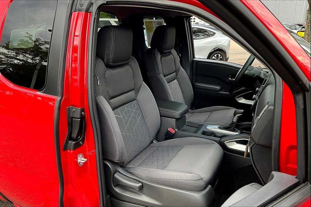 used 2025 Nissan Frontier car, priced at $30,989