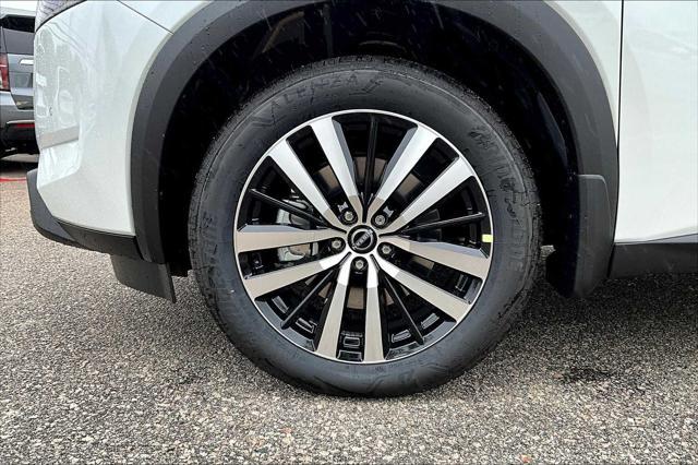 new 2025 Nissan Pathfinder car, priced at $51,753