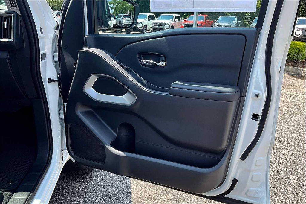 used 2025 Nissan Frontier car, priced at $31,989