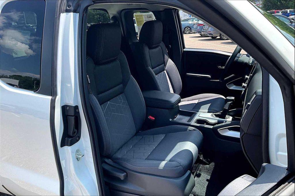 used 2025 Nissan Frontier car, priced at $31,989