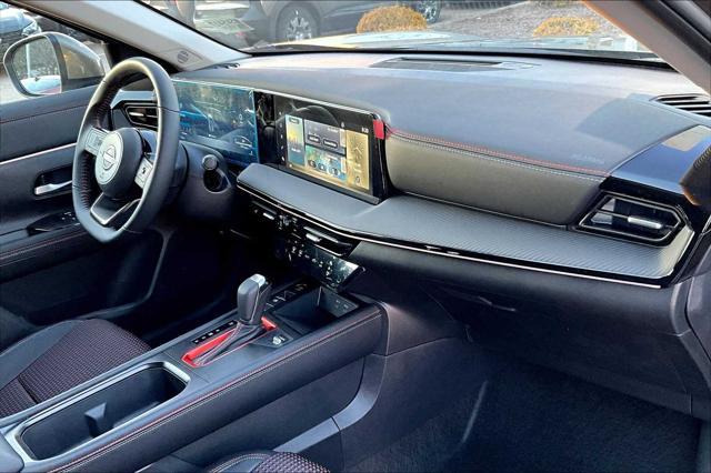 new 2025 Nissan Kicks car, priced at $29,510