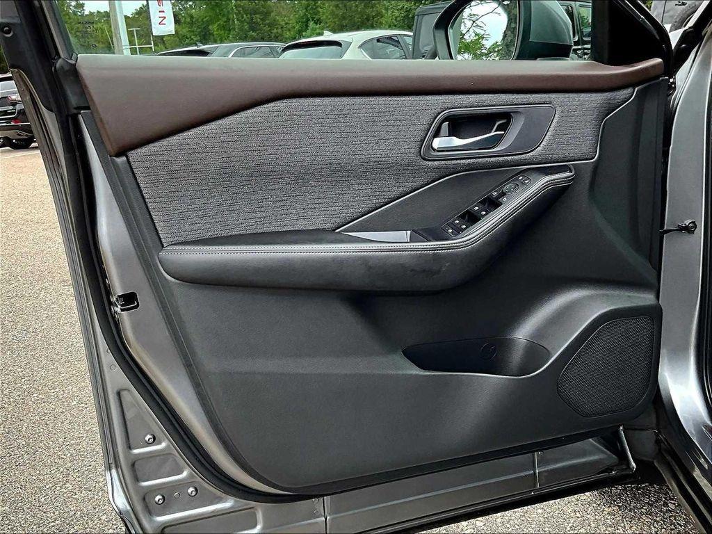 used 2022 Nissan Rogue car, priced at $24,459