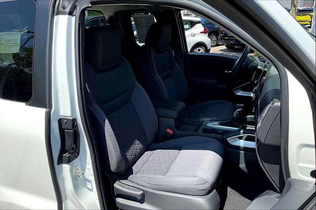 used 2025 Nissan Frontier car, priced at $31,989