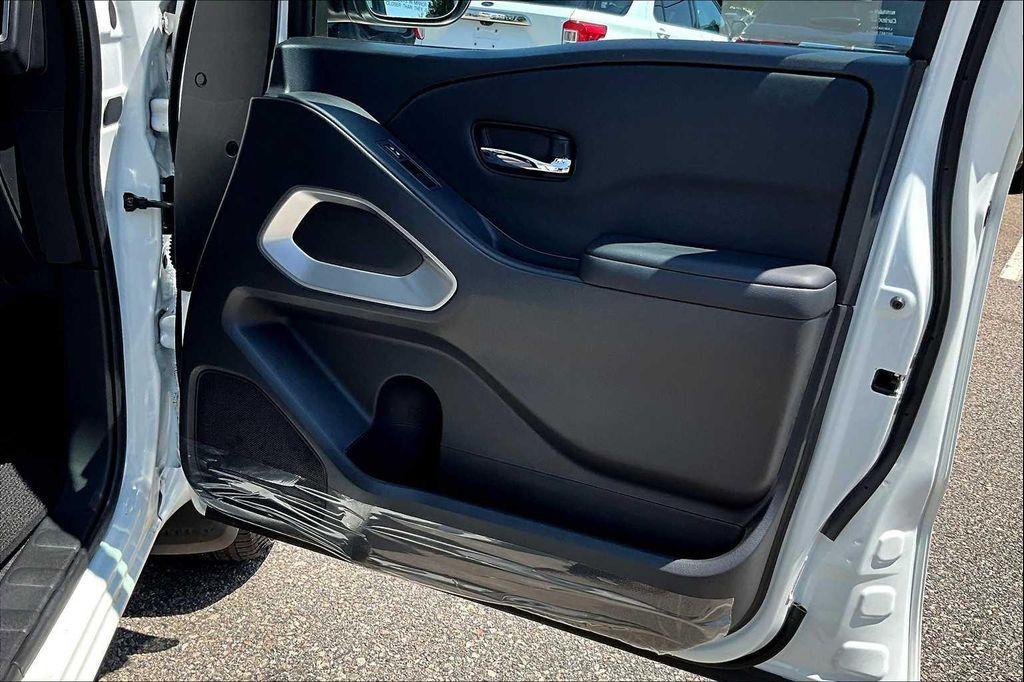 used 2025 Nissan Frontier car, priced at $31,989