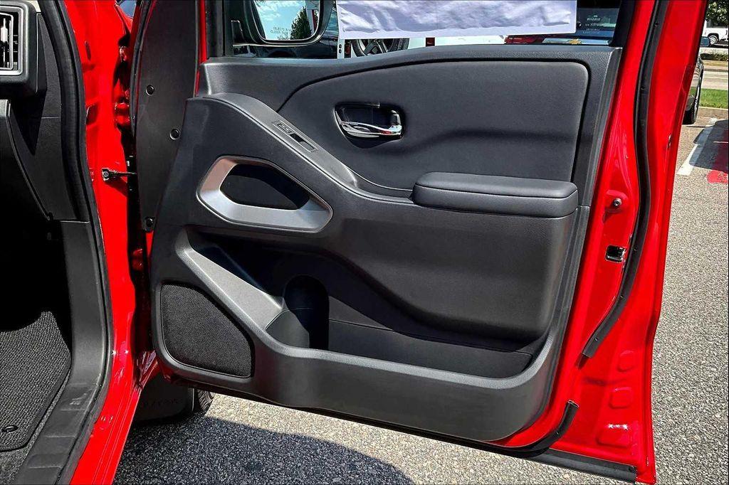 used 2025 Nissan Frontier car, priced at $30,989