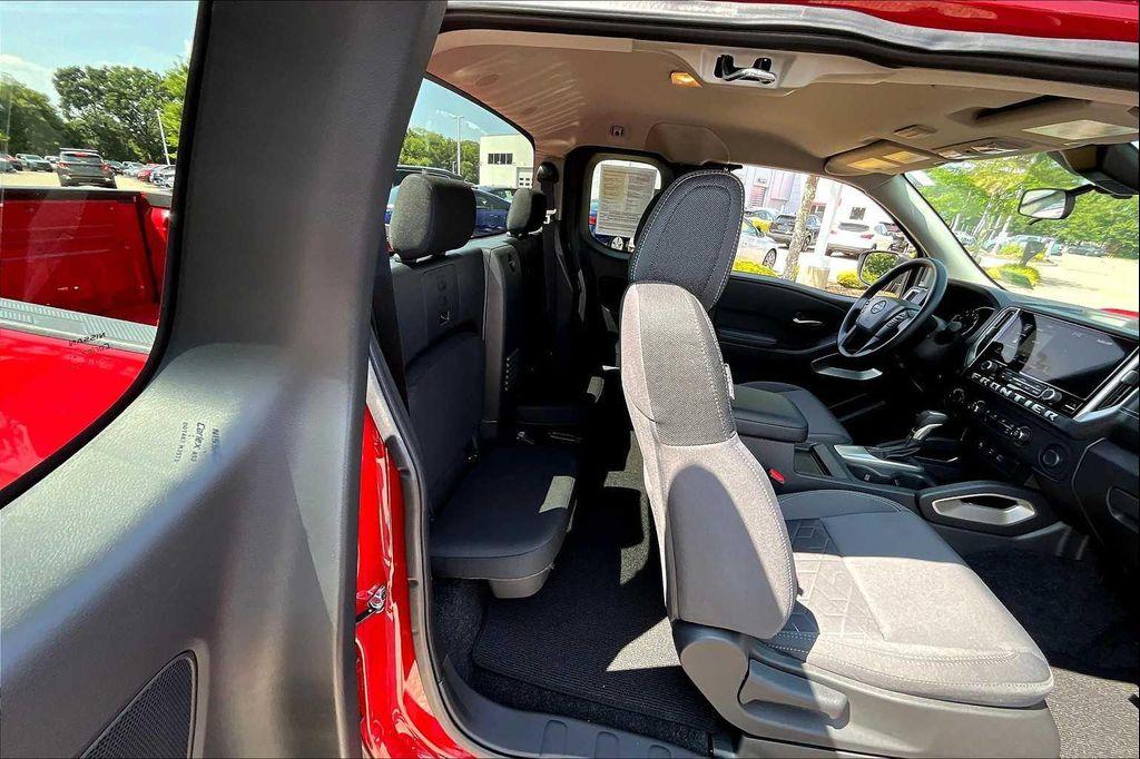 used 2025 Nissan Frontier car, priced at $30,989