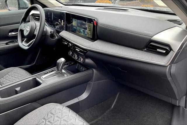 new 2025 Nissan Kicks car, priced at $28,555