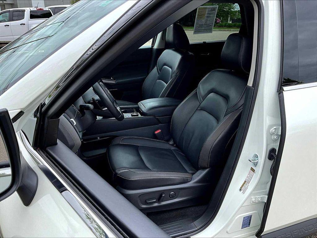 used 2024 Nissan Pathfinder car, priced at $38,877