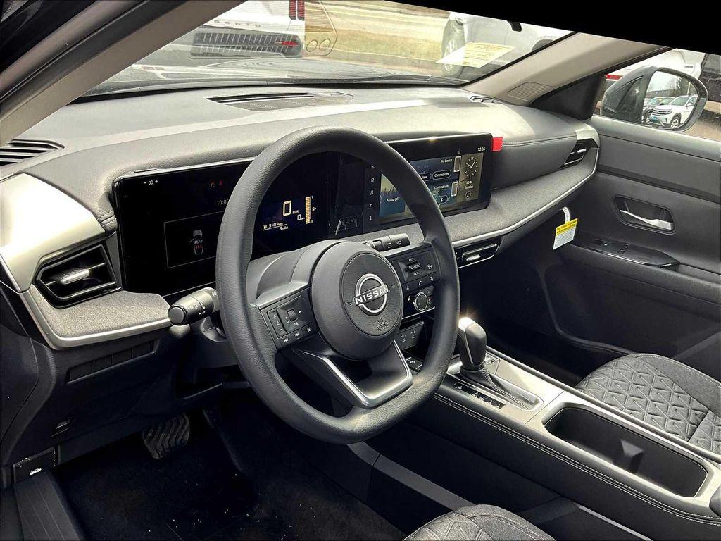 new 2025 Nissan Kicks car, priced at $28,235