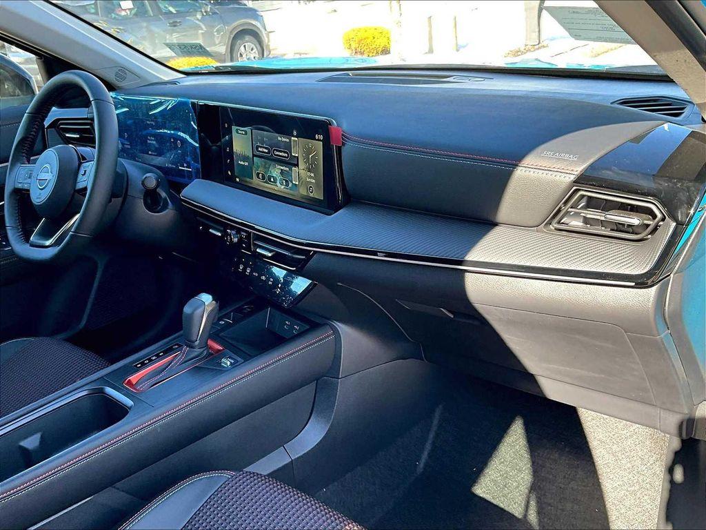 new 2025 Nissan Kicks car, priced at $30,364