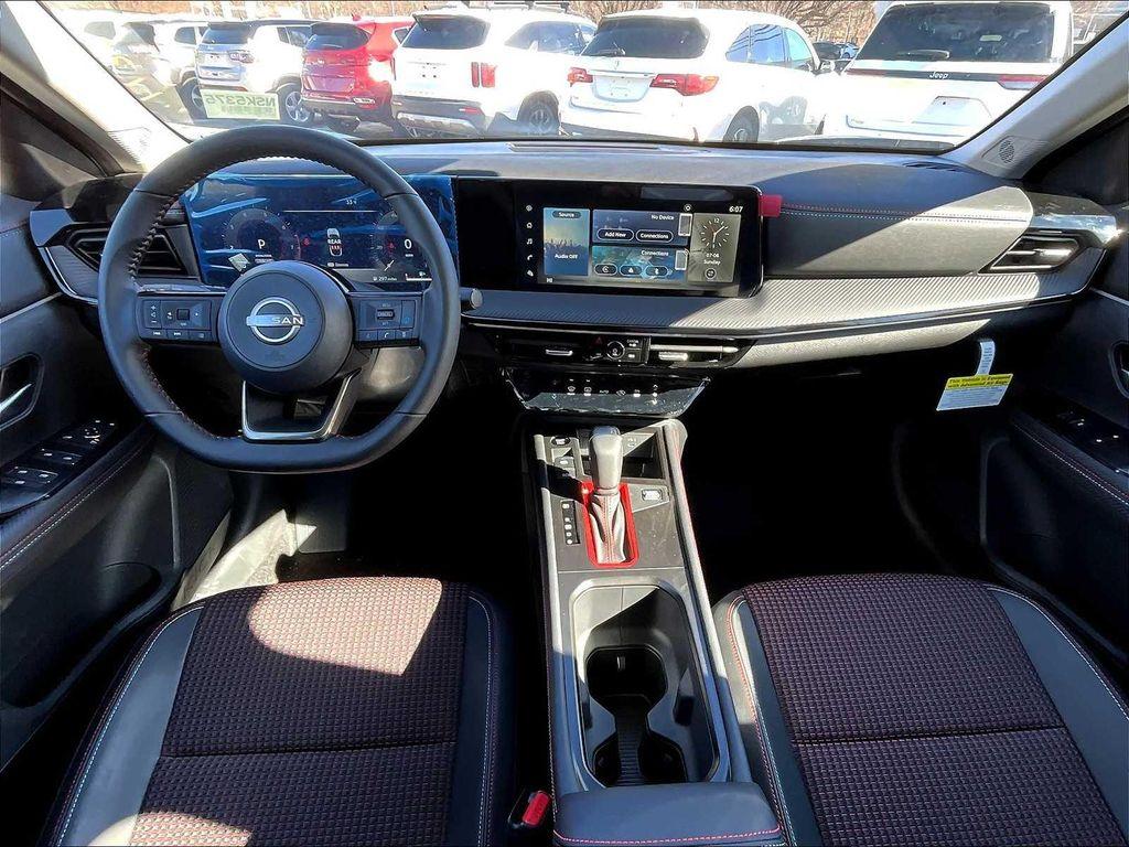 new 2025 Nissan Kicks car, priced at $30,364