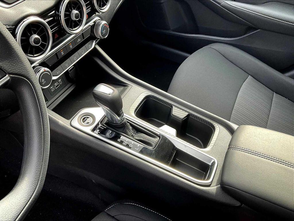 new 2025 Nissan Sentra car, priced at $23,560