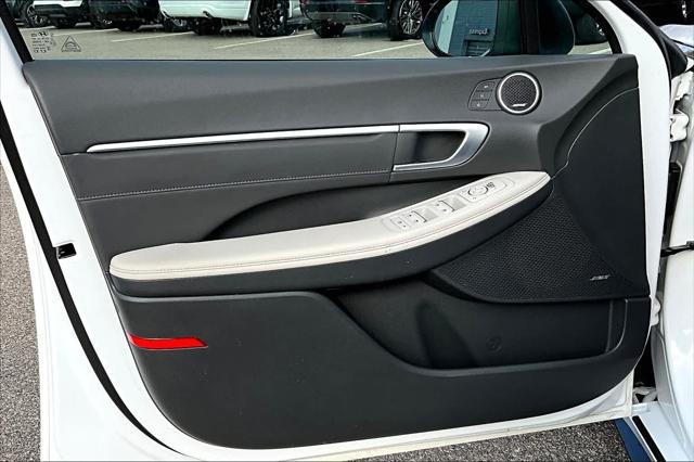 used 2022 Hyundai Sonata car, priced at $25,252