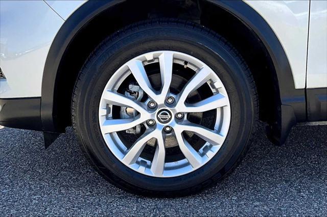 used 2022 Nissan Rogue Sport car, priced at $23,777