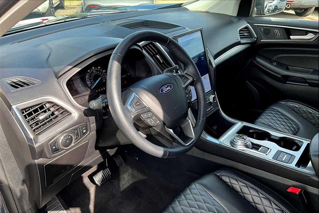 used 2024 Ford Edge car, priced at $29,998