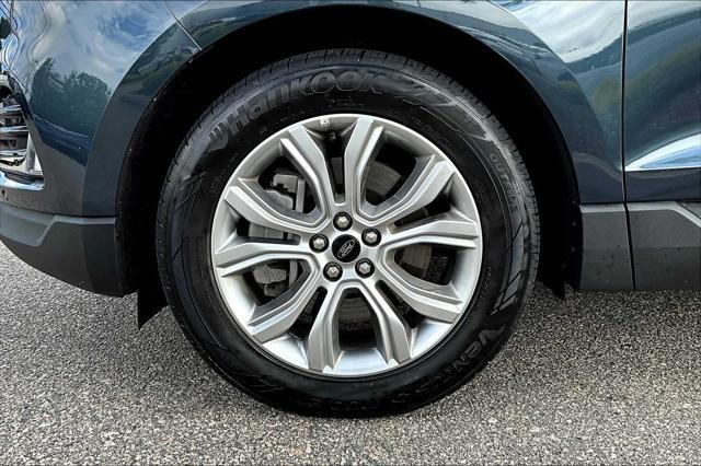 used 2024 Ford Edge car