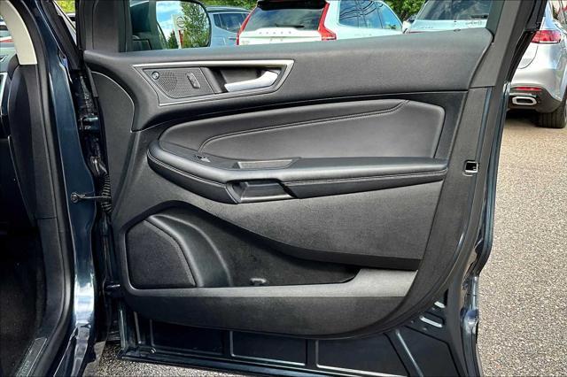 used 2024 Ford Edge car