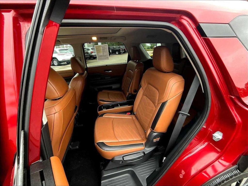 used 2022 Nissan Pathfinder car