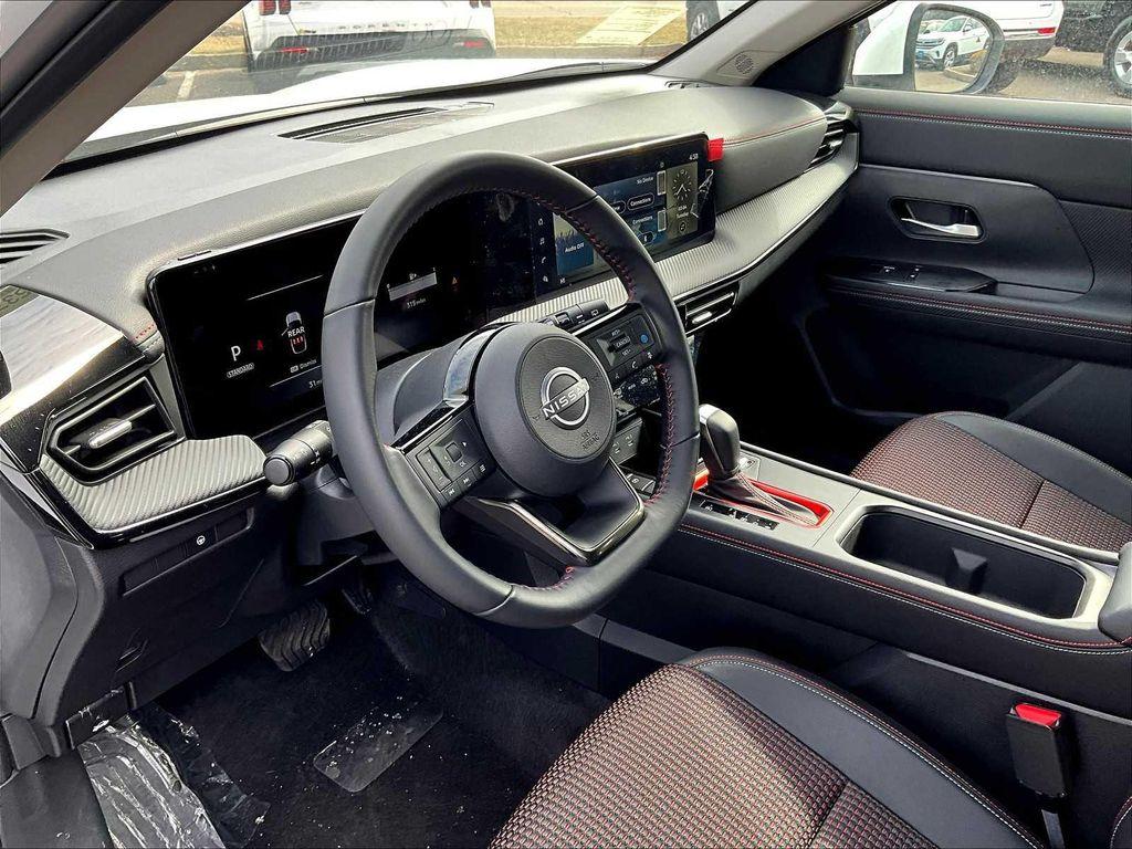 new 2025 Nissan Kicks car, priced at $29,077