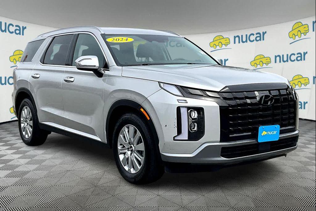 used 2024 Hyundai Palisade car, priced at $36,877