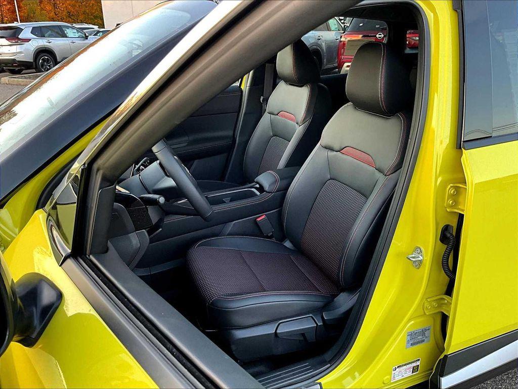 new 2025 Nissan Kicks car, priced at $29,967