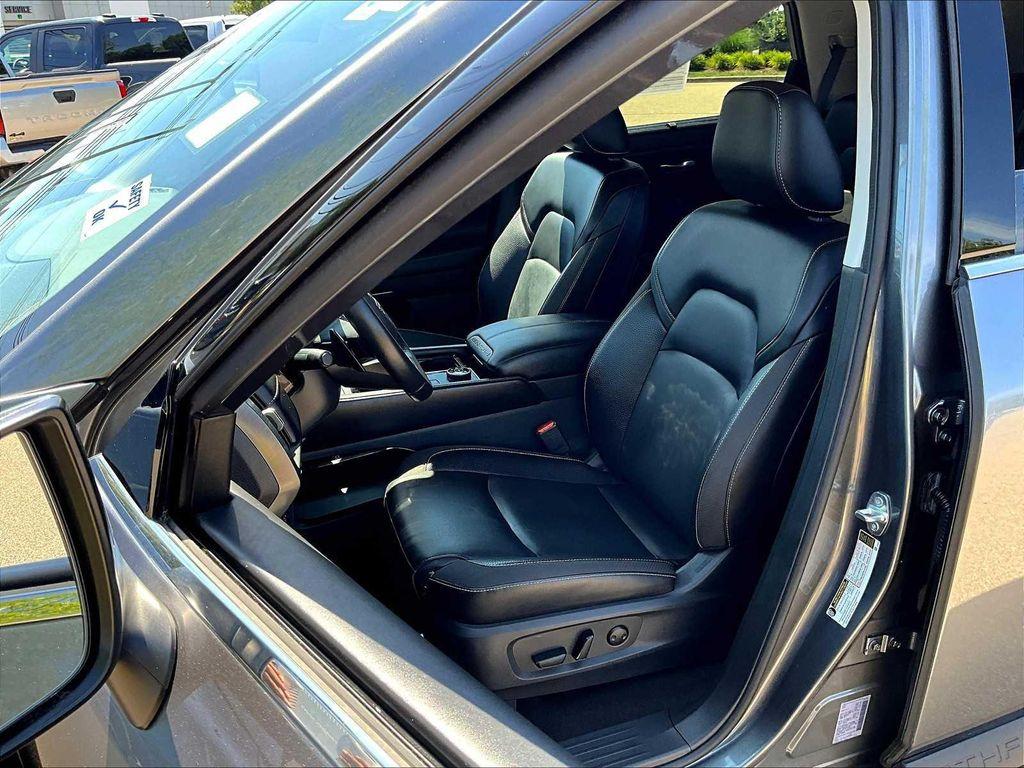 used 2023 Nissan Pathfinder car, priced at $34,998