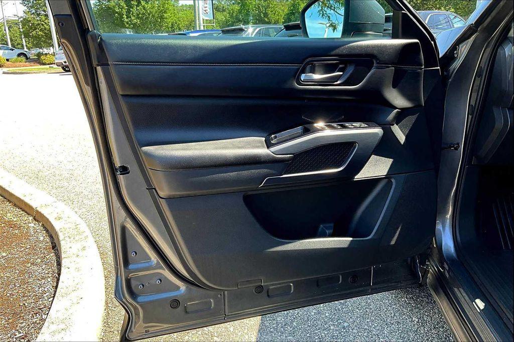 used 2023 Nissan Pathfinder car, priced at $35,995