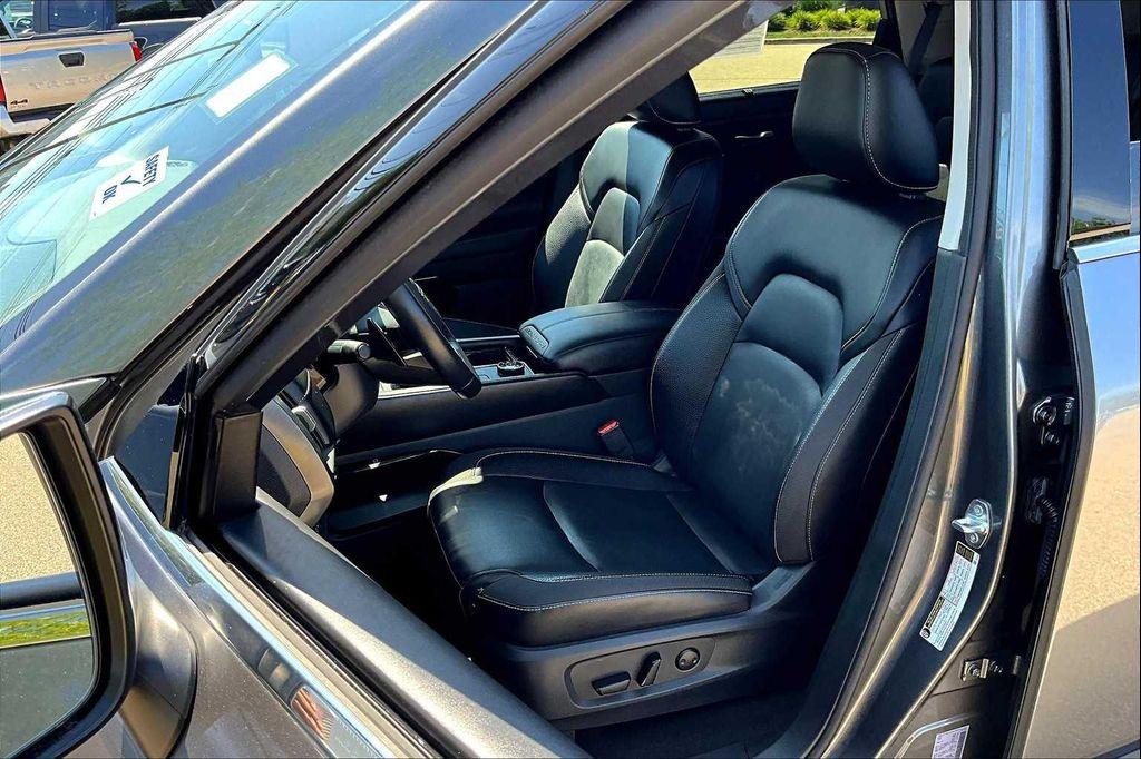 used 2023 Nissan Pathfinder car, priced at $35,995