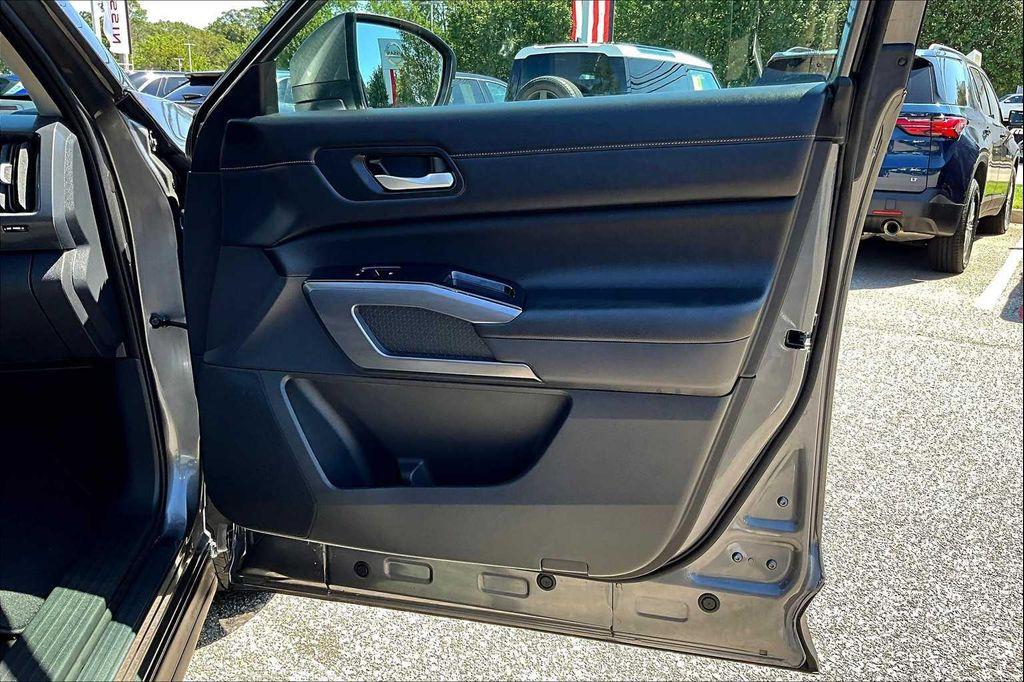 used 2023 Nissan Pathfinder car, priced at $35,995