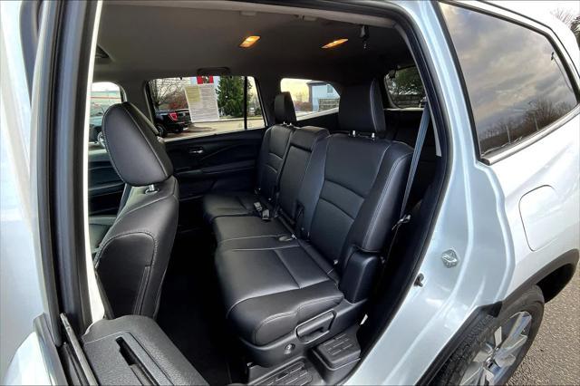 used 2021 Honda Pilot car, priced at $28,988