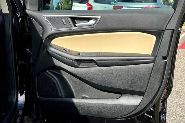 used 2023 Ford Edge car