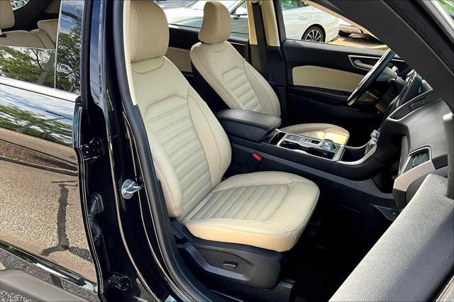used 2023 Ford Edge car