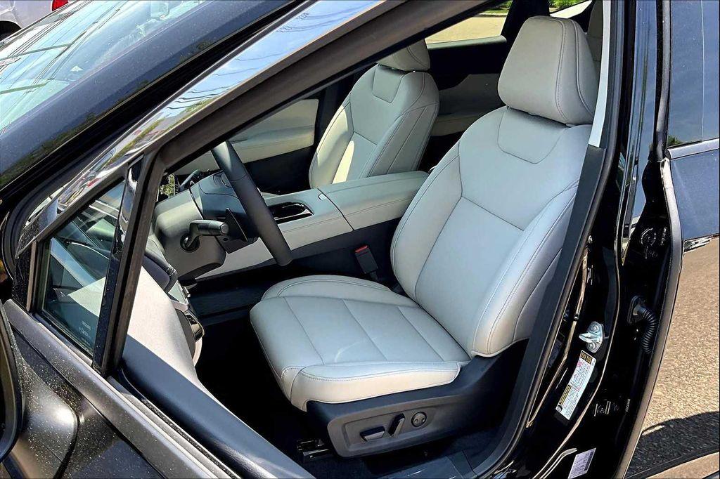 new 2025 Nissan Murano car, priced at $41,731