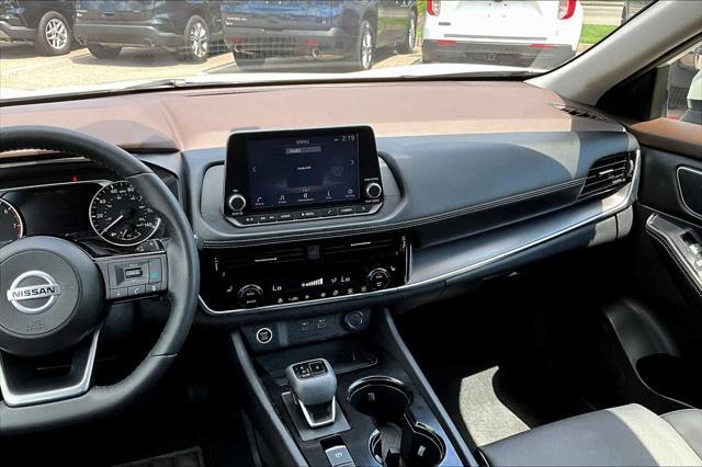 used 2021 Nissan Rogue car, priced at $23,377