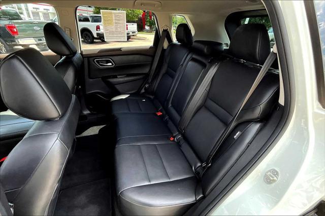 used 2021 Nissan Rogue car, priced at $23,377