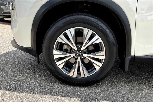 used 2021 Nissan Rogue car, priced at $23,377