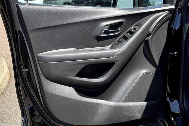 used 2022 Chevrolet Trax car, priced at $18,988