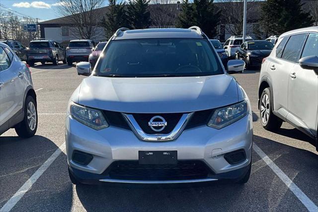 used 2016 Nissan Rogue car